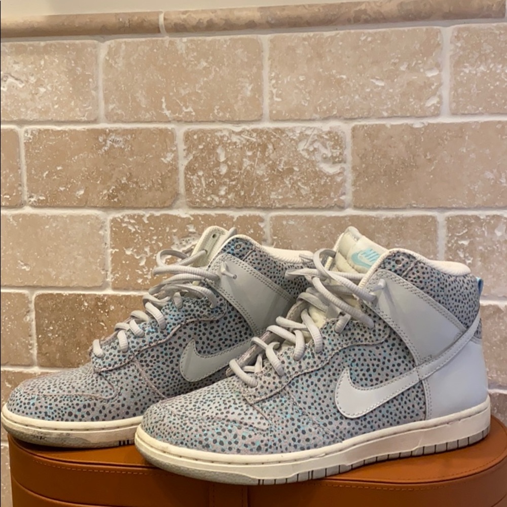 Nike retro high sneakers